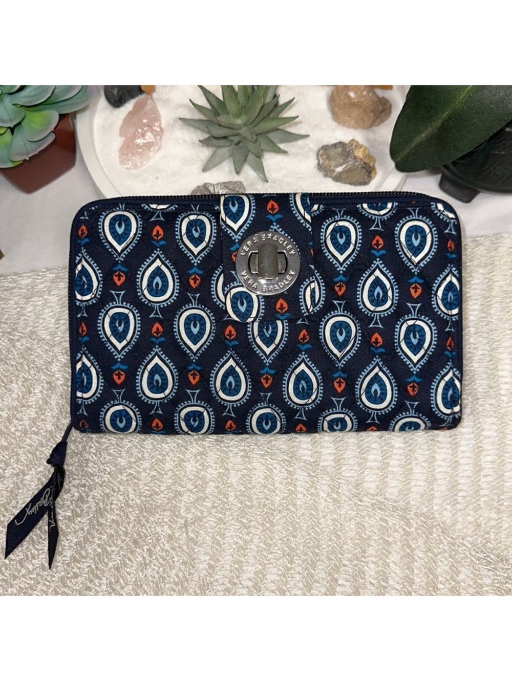 Vera Bradley RFID Navy Blue White Coral Quilted Large Turnlock Wallet